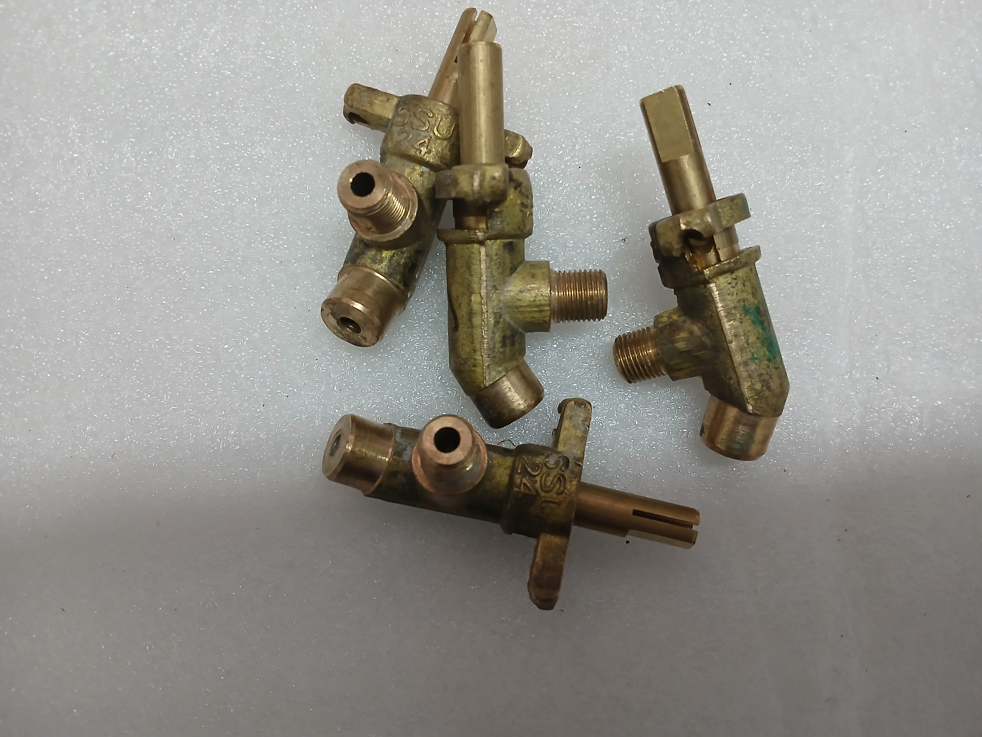 BRASS BIG GAS COCK ASSEMBLY 80GMS