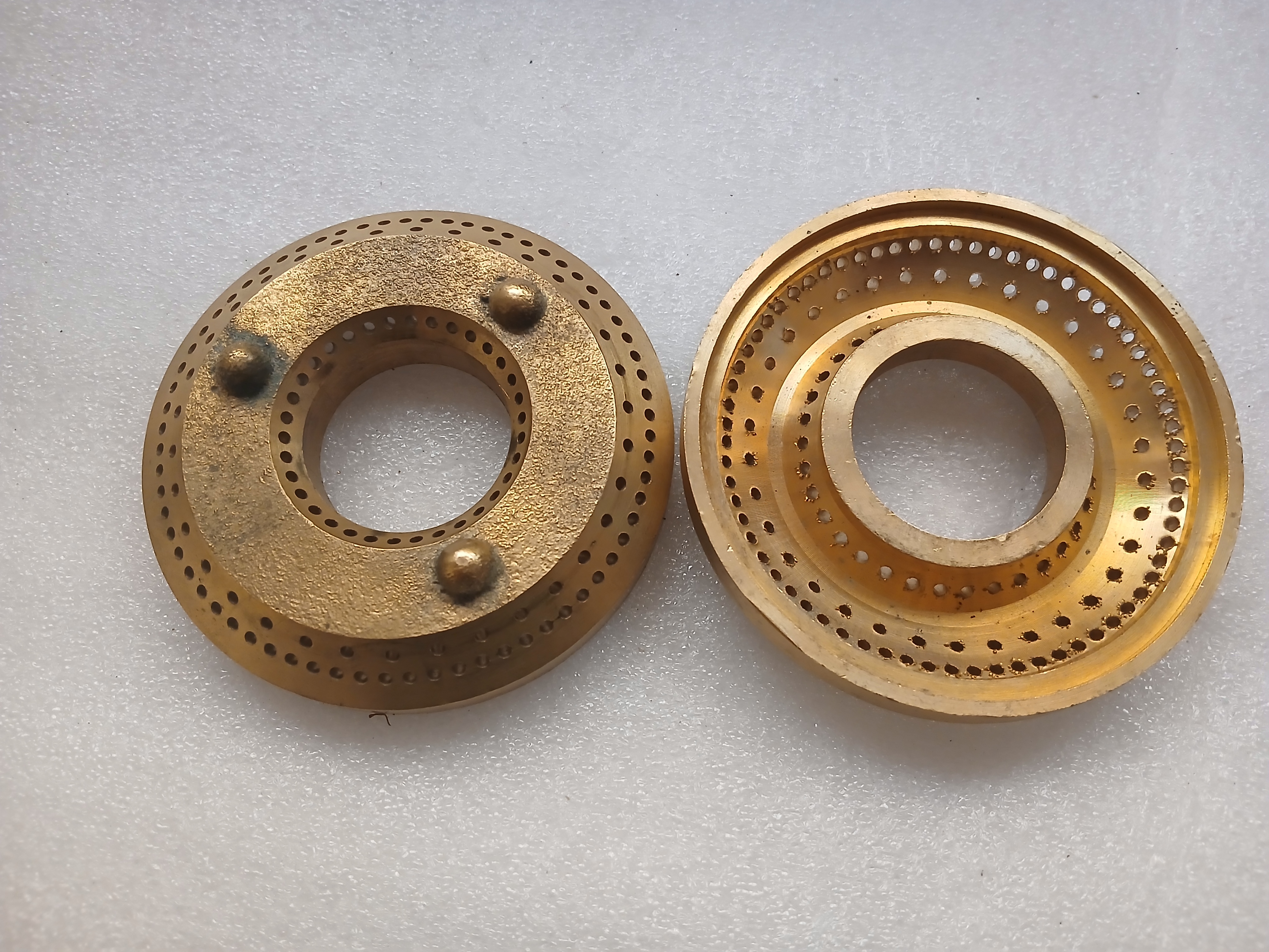 BRASS BURNER-MEDIUM DLX 100 74