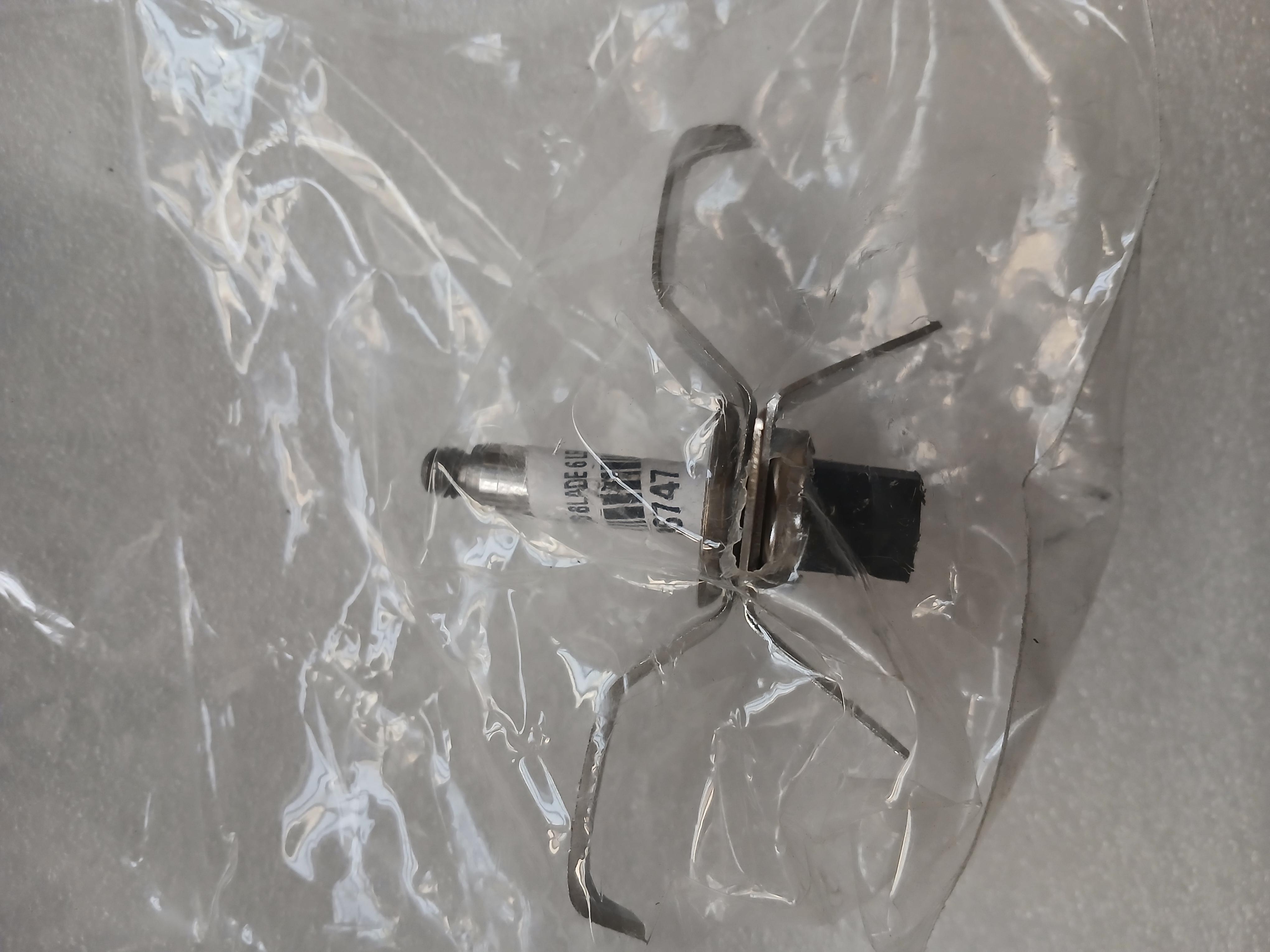 LO & DG SS BLADE 6LEAF