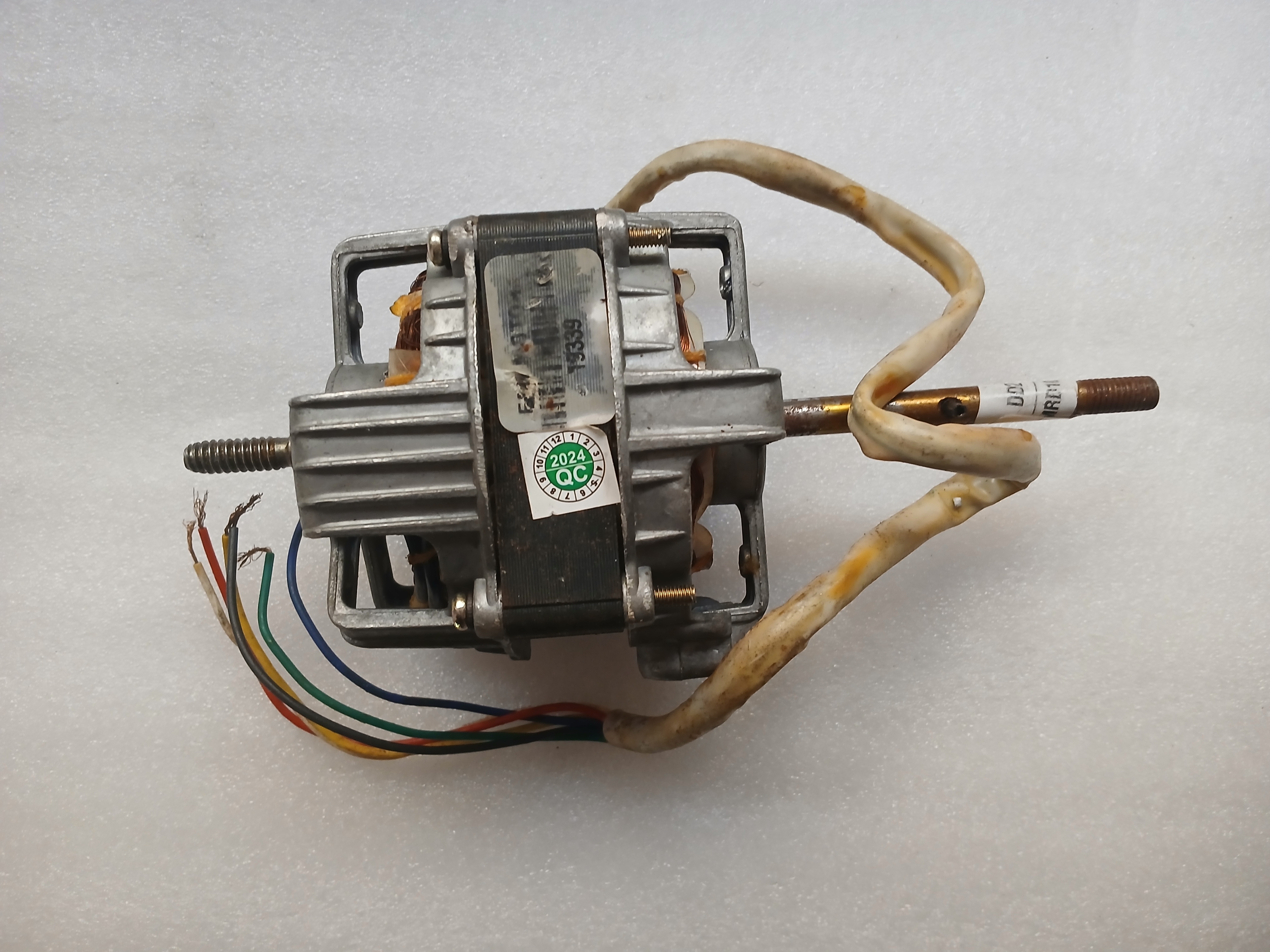 MOTOR Breeze TF01