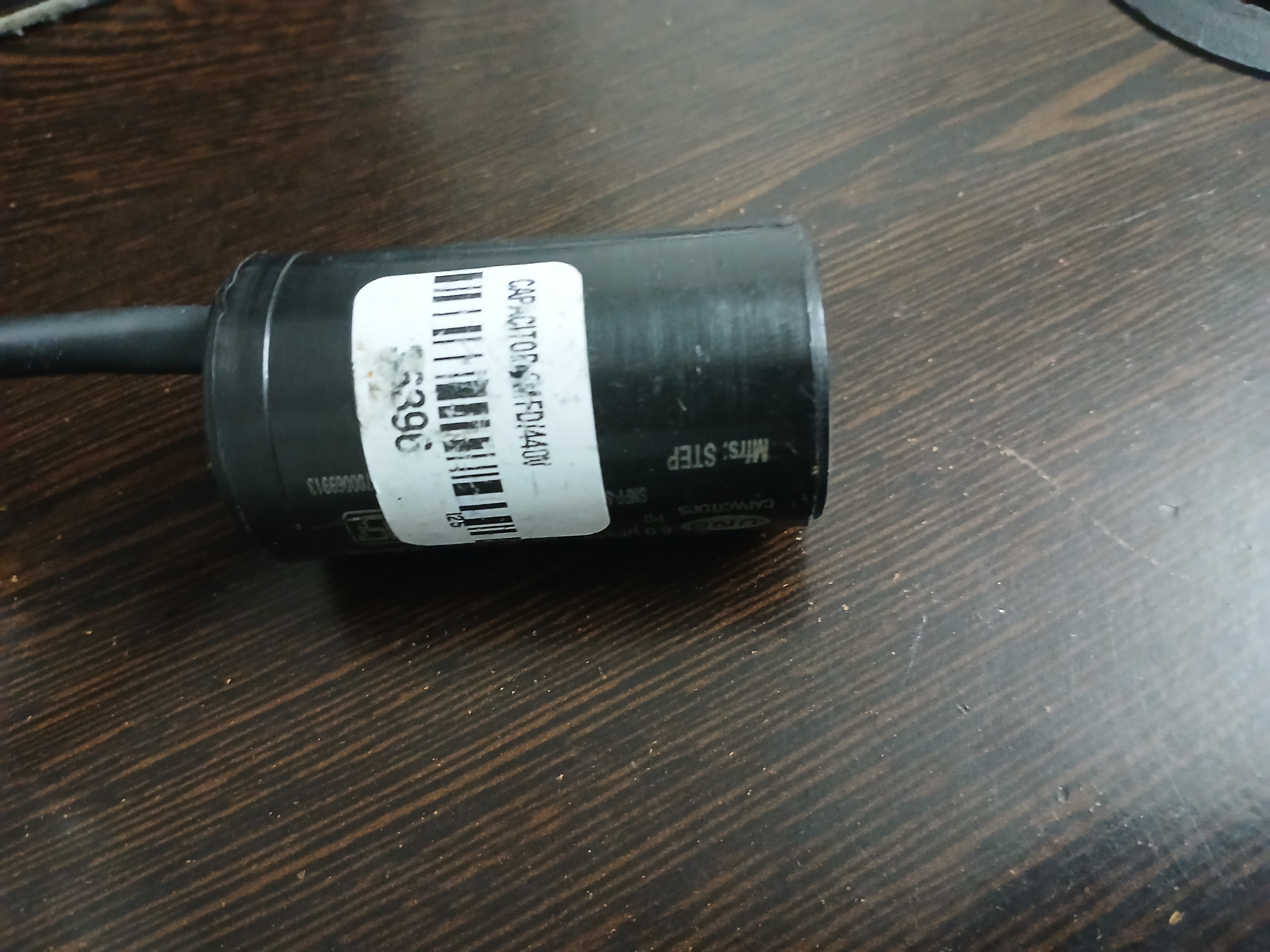 CAPACITOR 6MFD