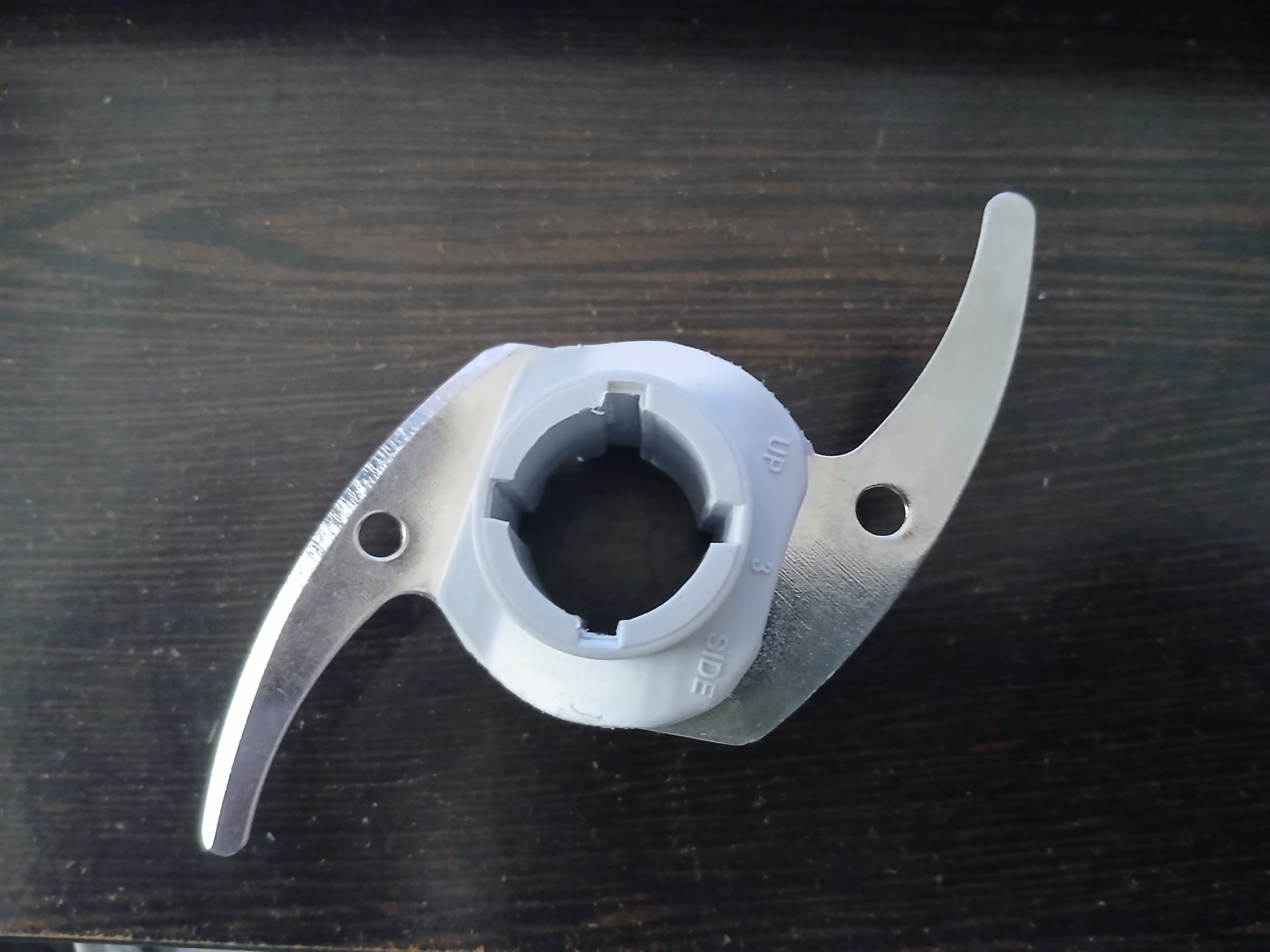 Upper Blade Moulded 3 SA 4042